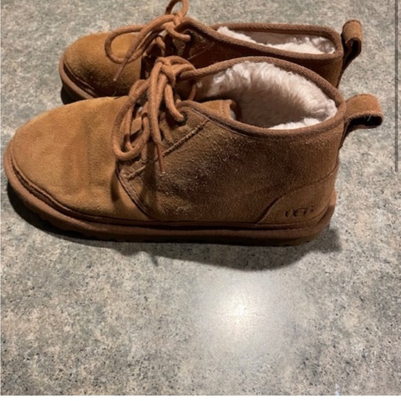 MENS UGG BOOTS - Picture 2 of 5